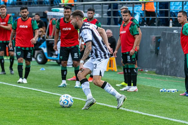 Vélo d'appartement pour seniors : bienfaits et précautions